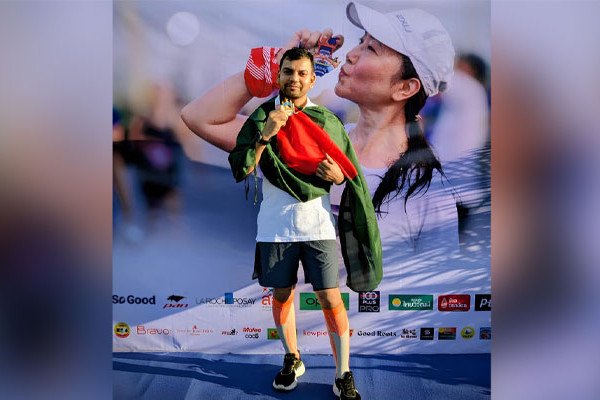 ব্যাংকক ম্যারাথনে চ্যালেঞ্জ জয় করে বাংলাদেশের পতাকা উড়ালো নাহিদ